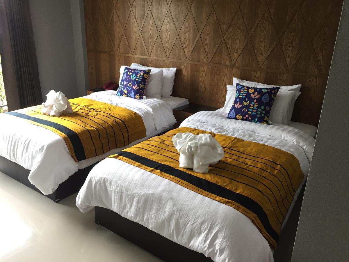 Hobby Hotel Uttaradit Bagian luar foto