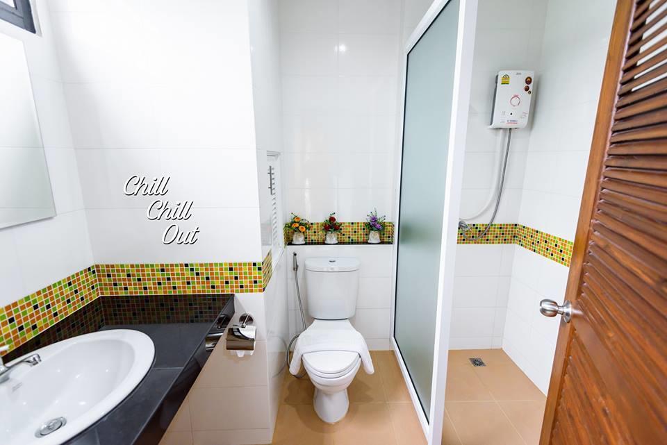 Hobby Hotel Uttaradit Bagian luar foto