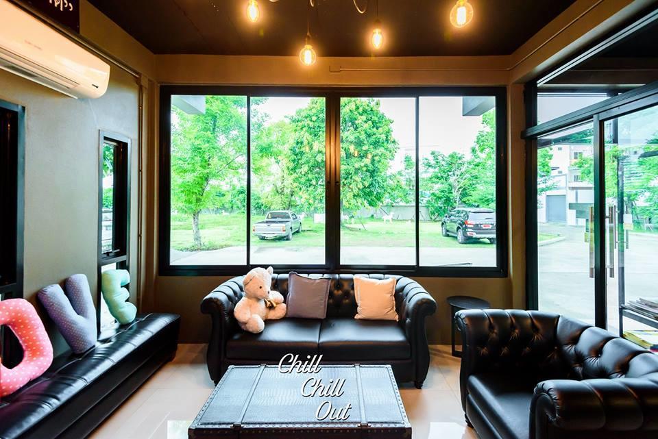 Hobby Hotel Uttaradit Bagian luar foto